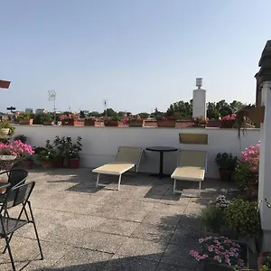 Bed & Breakfast Rooftop51